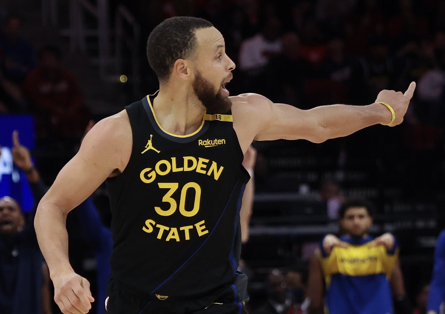 关于密尔沃基雄鹿迎欧篮联关键赛，今夜主帅复盘，目标明确，赛季目标并未改变的信息