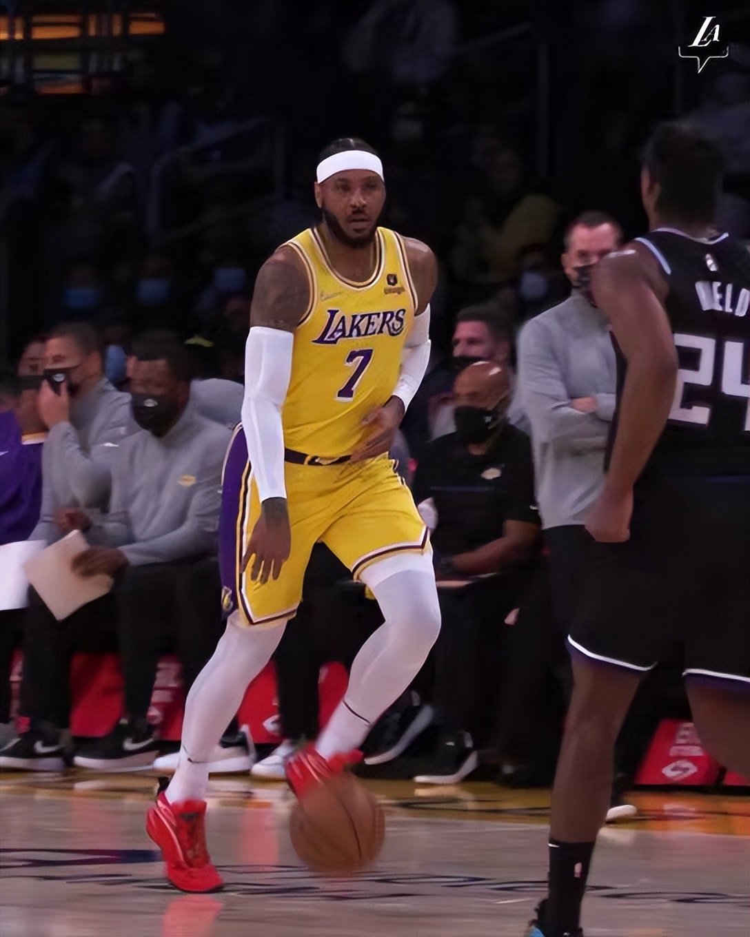 NBA总决赛今晨走向成谜；奥兰多魔术豪取连胜；压力陡增；轮换策略成焦点(nba总决赛球队得分榜)